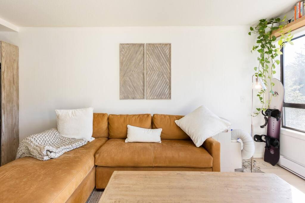 Amazing Views 2 Br/2 Ba In Out Appartement *