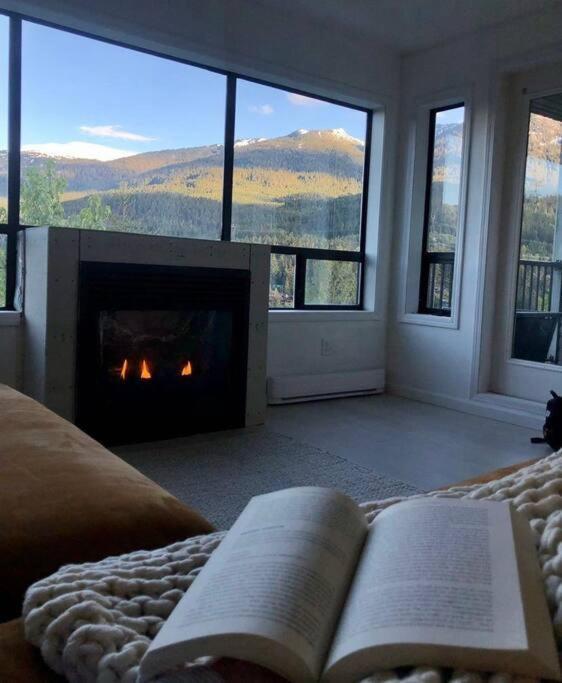 Amazing Views 2 Br/2 Ba In Out Appartement
