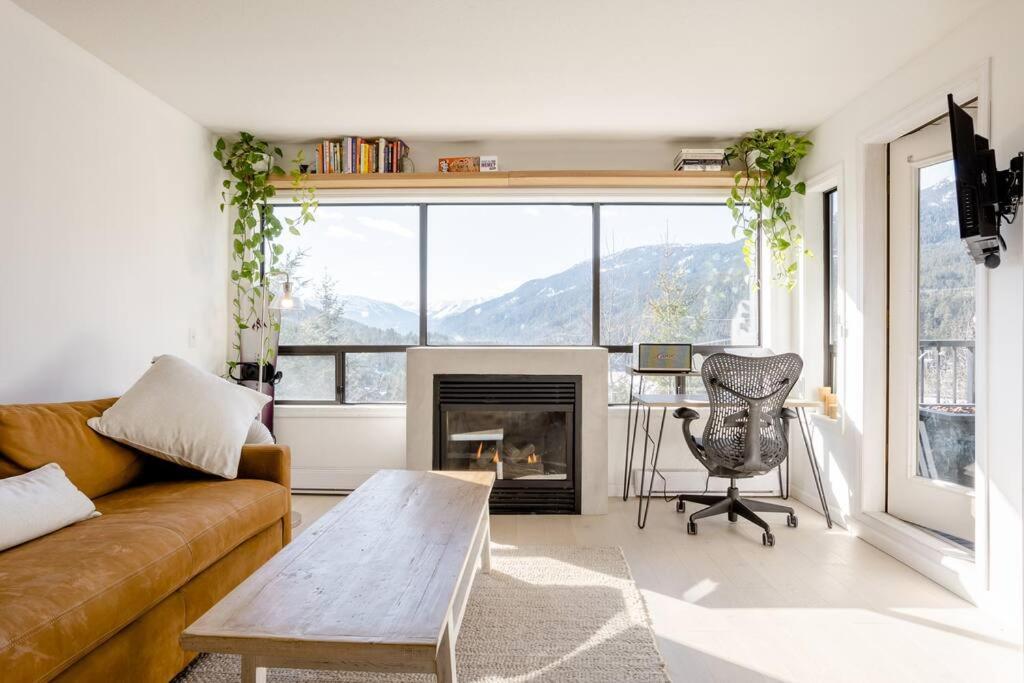 Amazing Views 2 Br/2 Ba In Out Appartement *